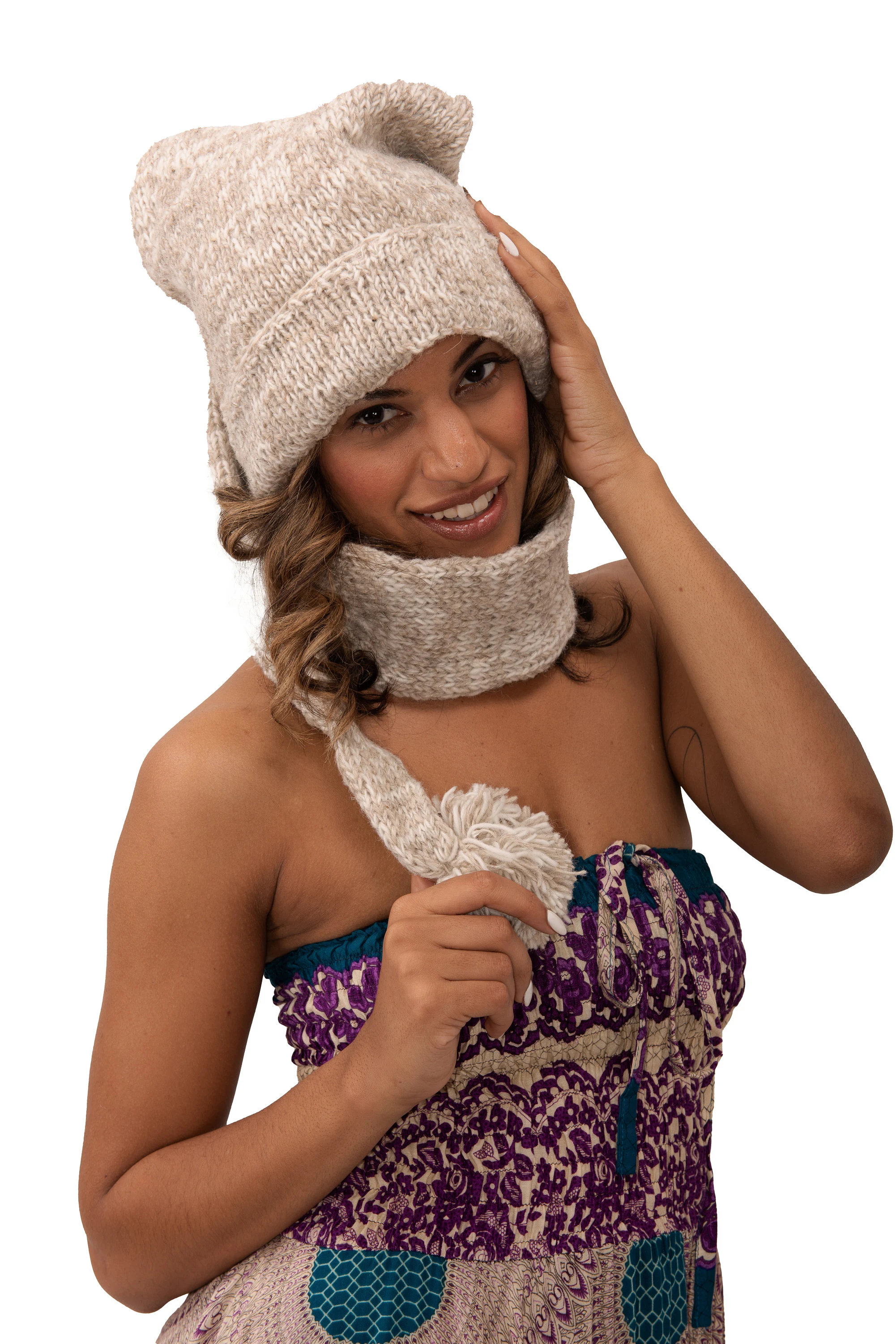 Hand Made 100% Merino Wool Long Tail Stocking Hat Scarves Combo Hooded Scarf Polar Fleece Lined Stocking Cap Hat and Winter Scarf Combo